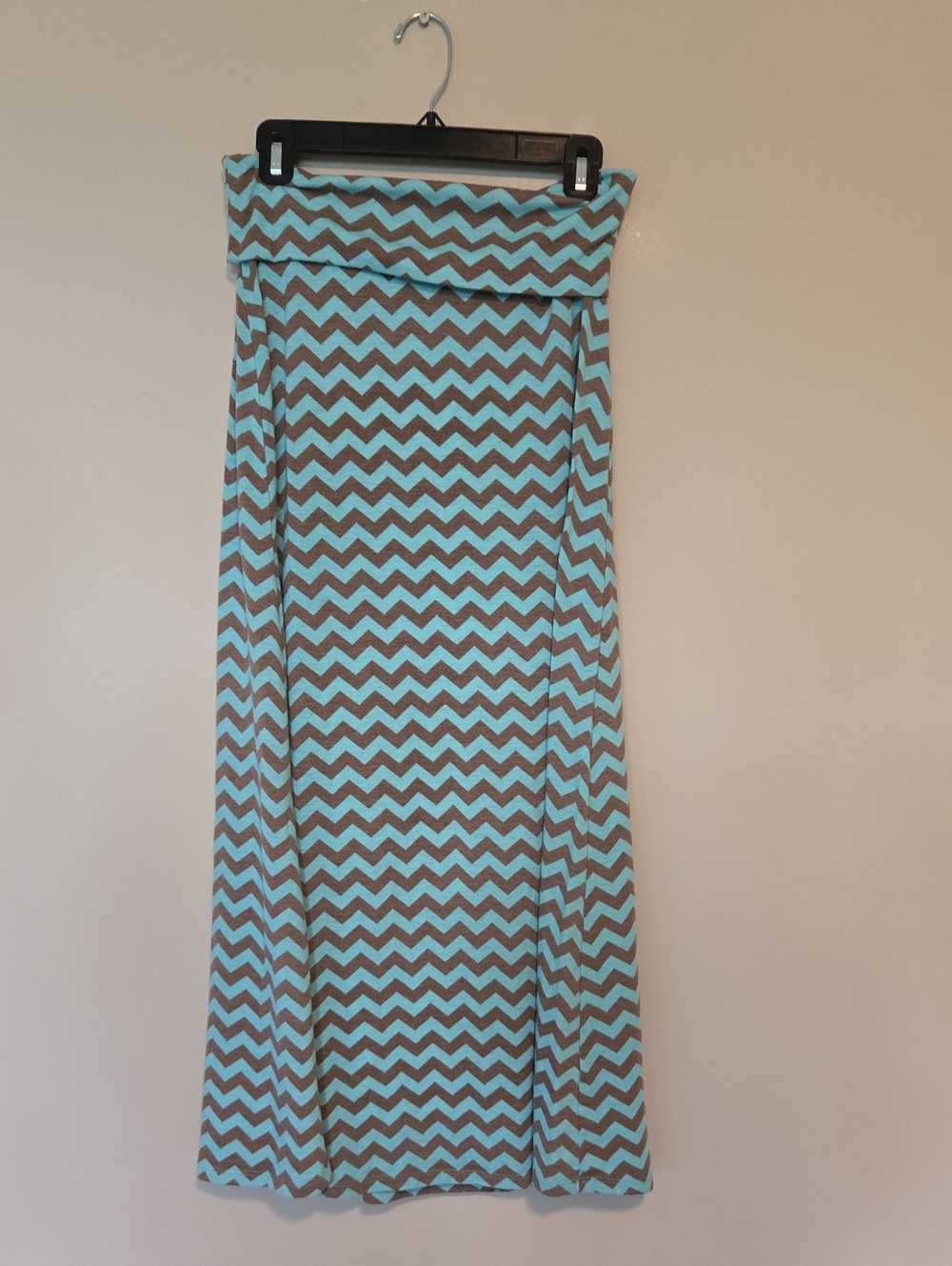 Promesa Fold-Over Waist Chevron Maxi Skirt - Aqua & Taupe